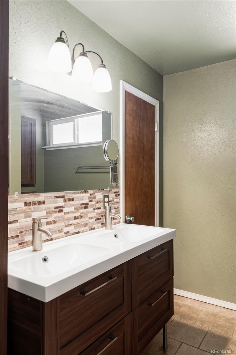 3820 S Fraser Street Aurora CO 80014