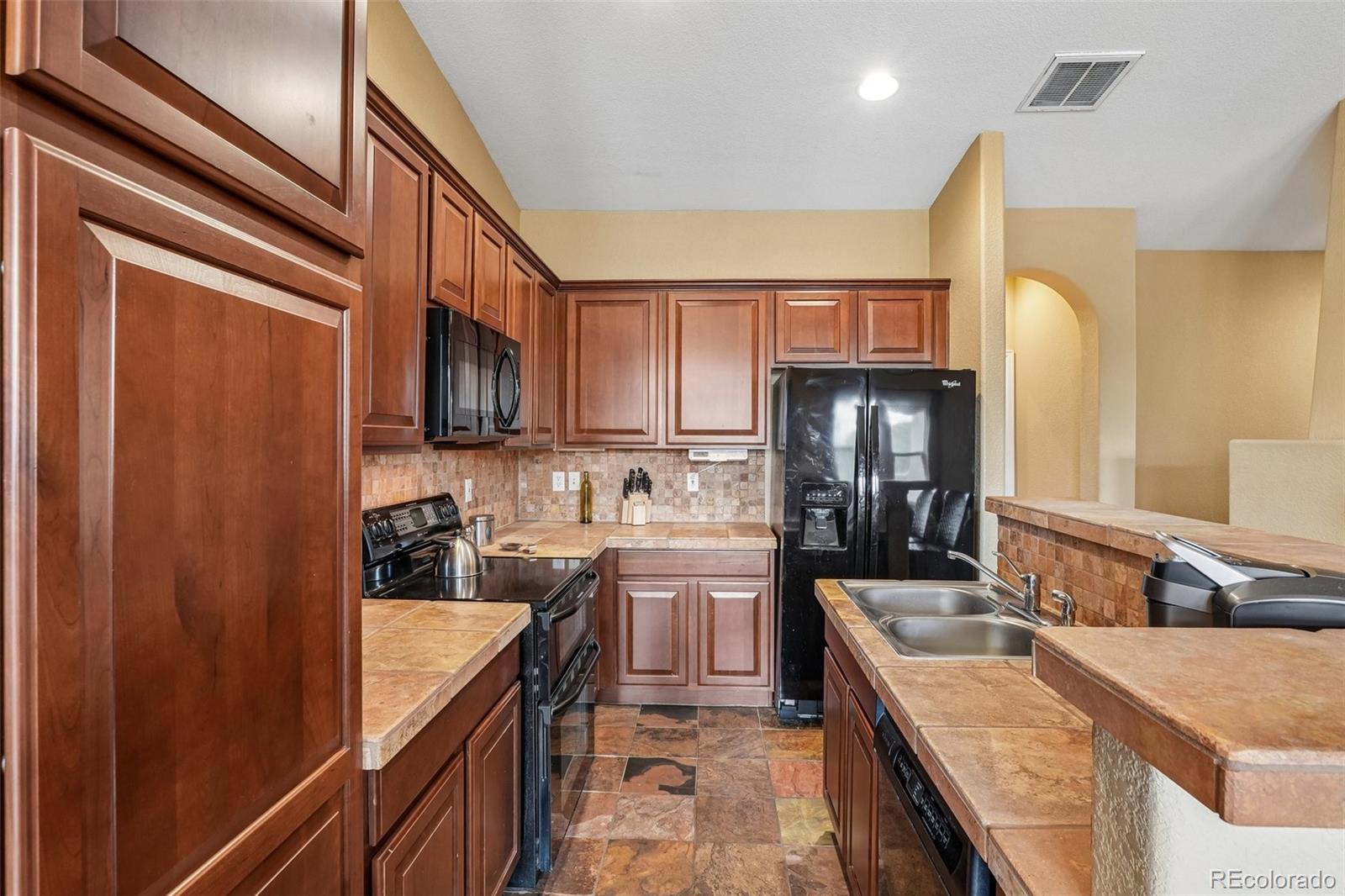 2468 Syracuse Street Denver CO 80238