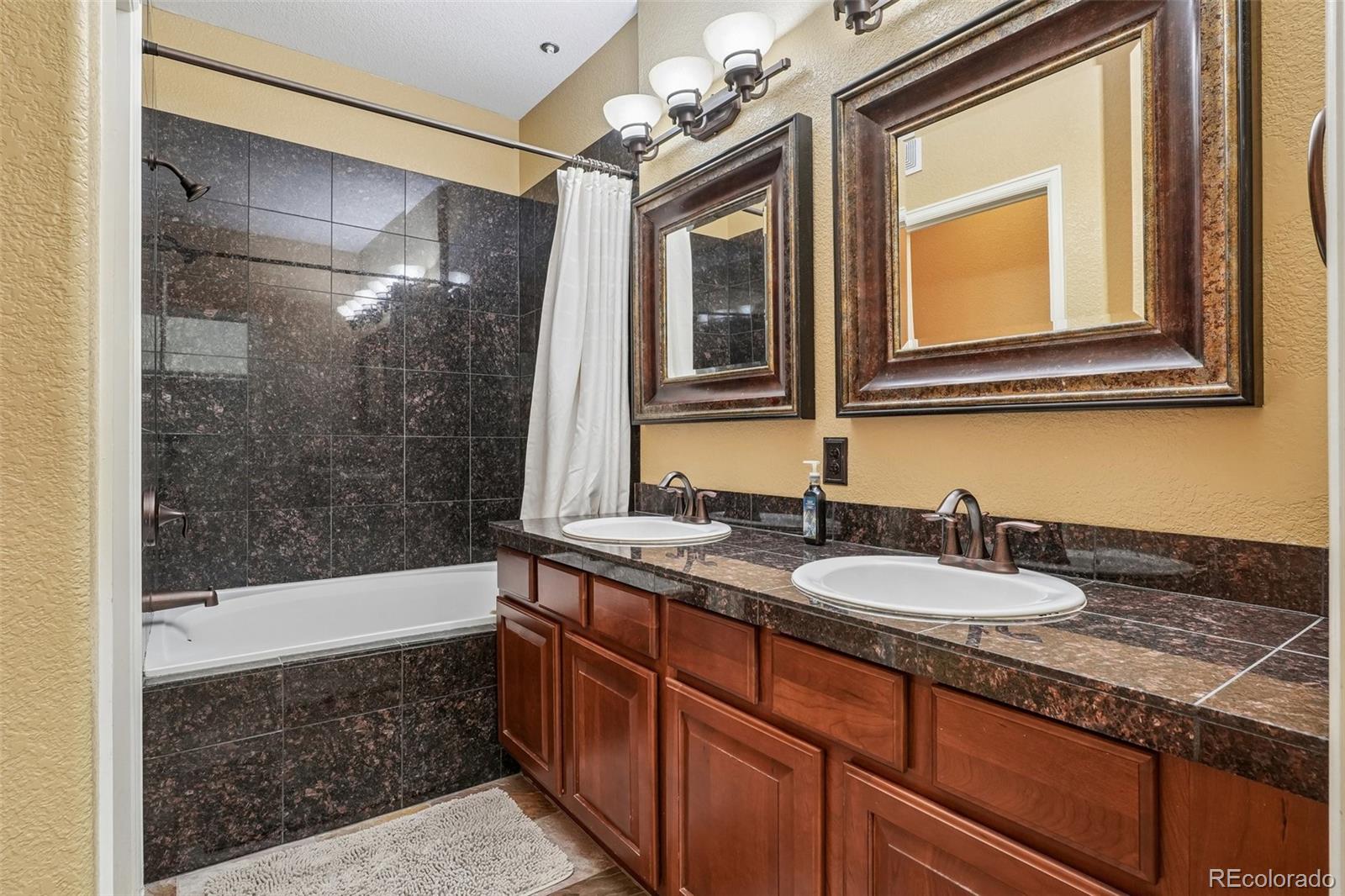 2468 Syracuse Street Denver CO 80238