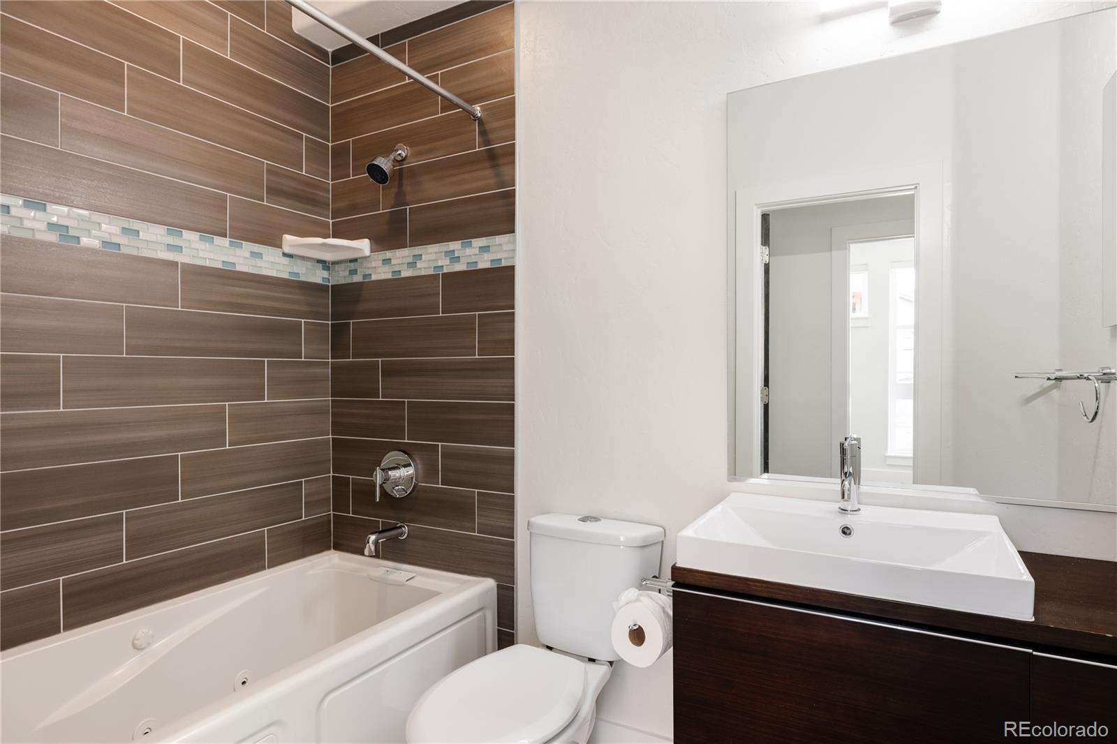 1932 W 32nd Avenue Denver CO 80211