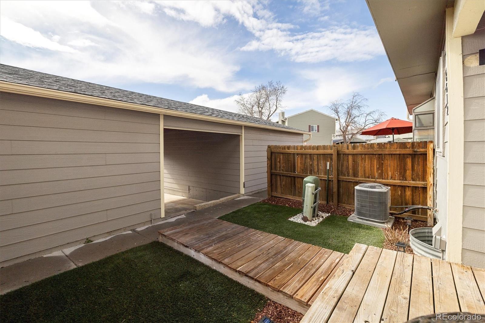 8612 Carr Loop Arvada CO 80005