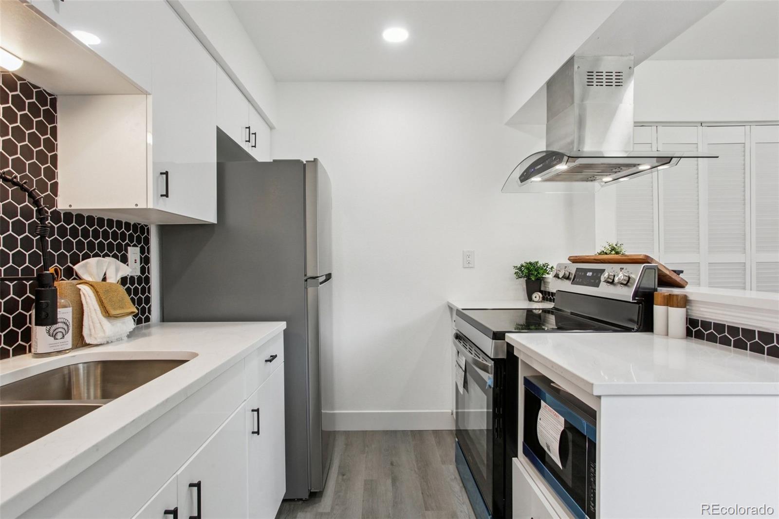 9105 E Lehigh Avenue Denver CO 80237