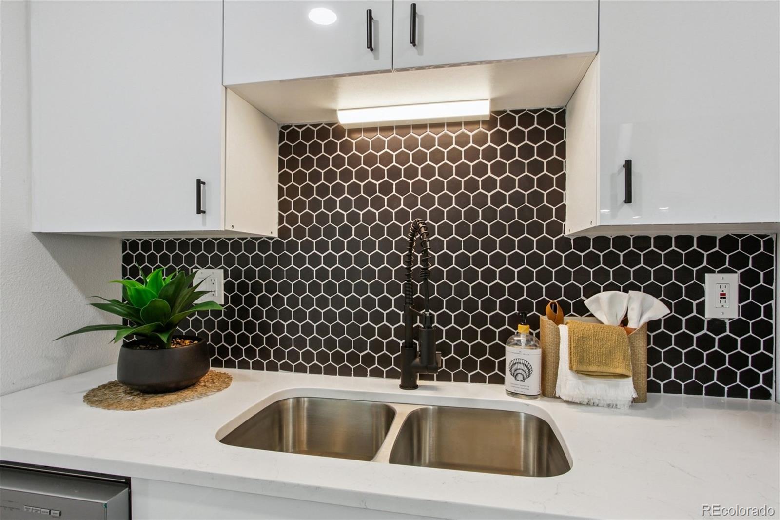 9105 E Lehigh Avenue Denver CO 80237