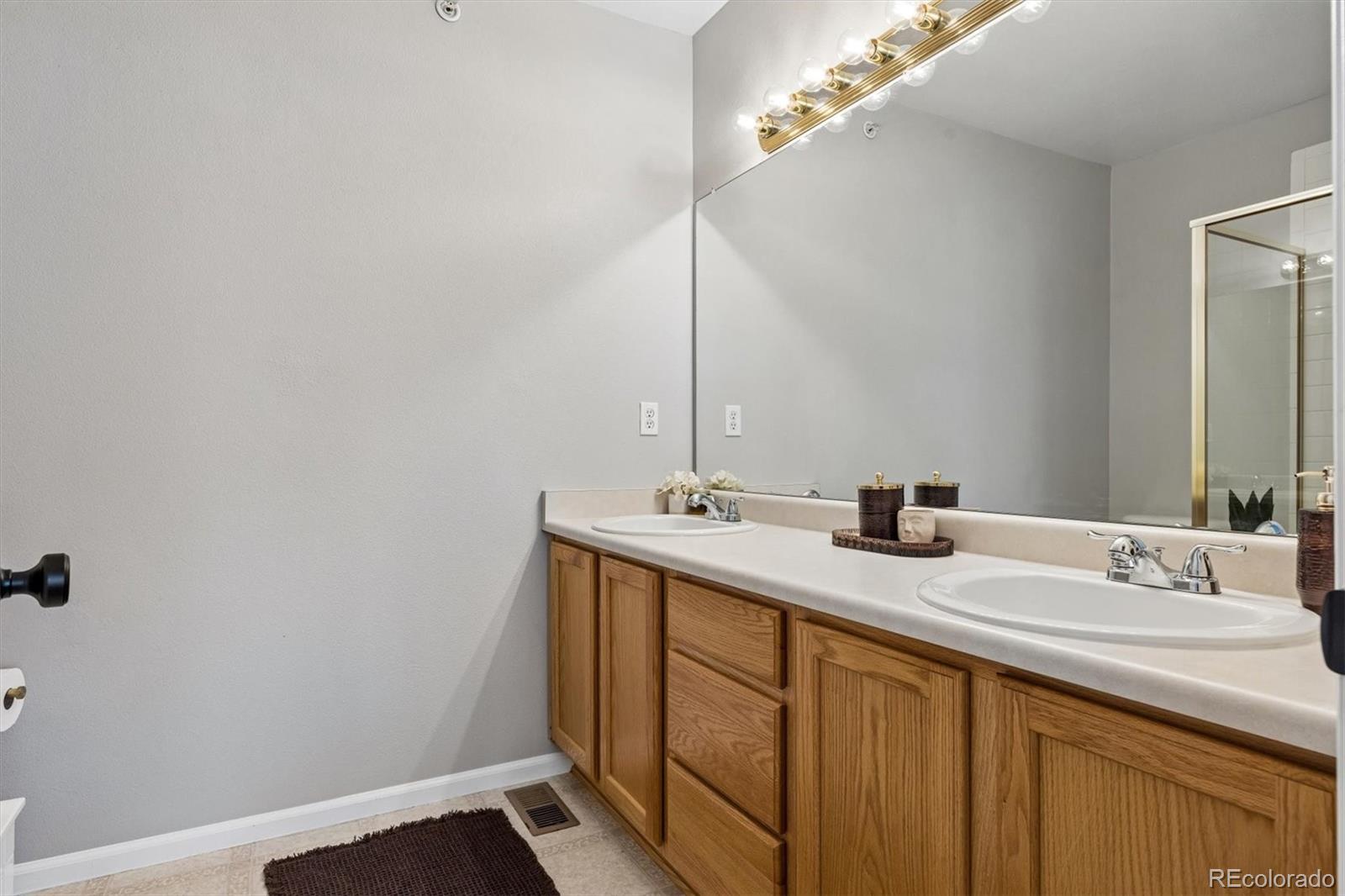 2771 W Riverwalk Circle Littleton CO 80123