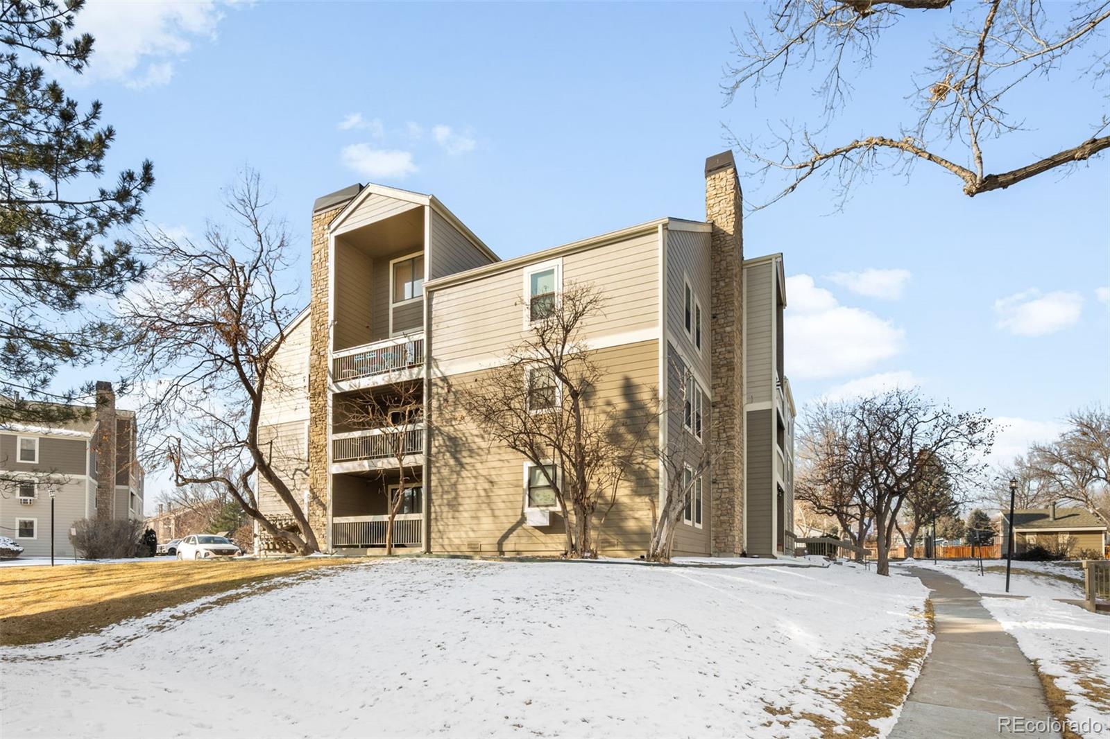 4896 S Dudley Street Littleton CO 80123