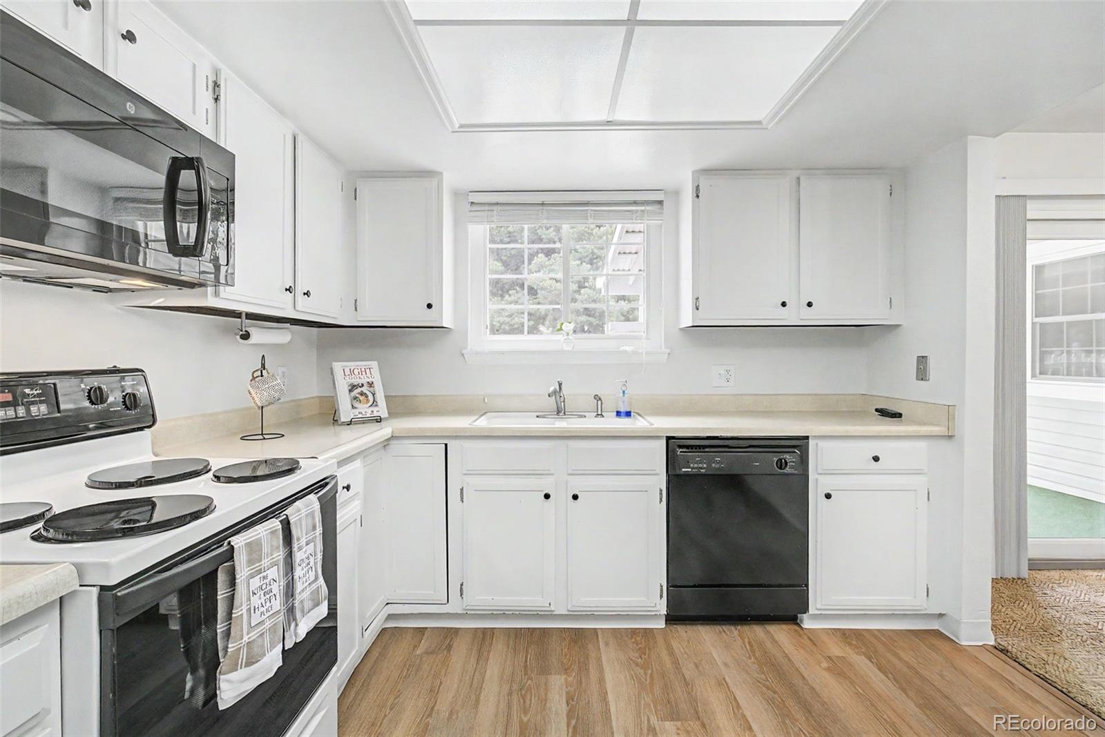 14233 E Marina Drive Aurora CO 80014