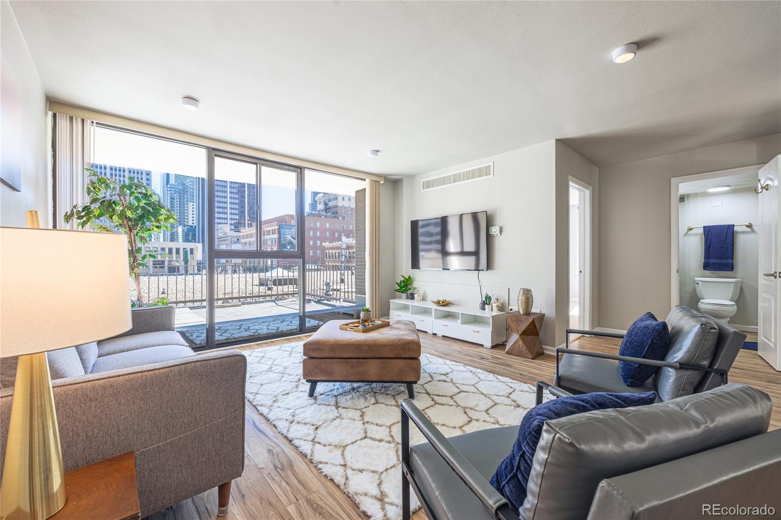 Denver CO, 1020 15TH Street, Unit 3D