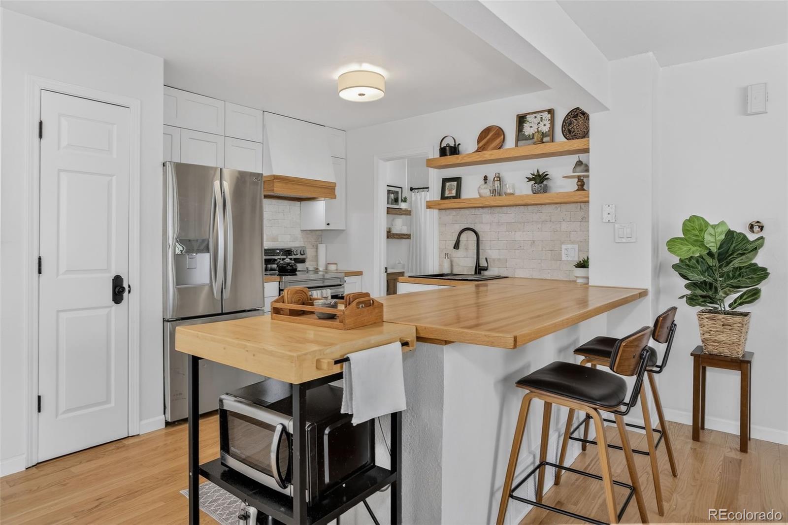 886 S Reed Court Lakewood CO 80226