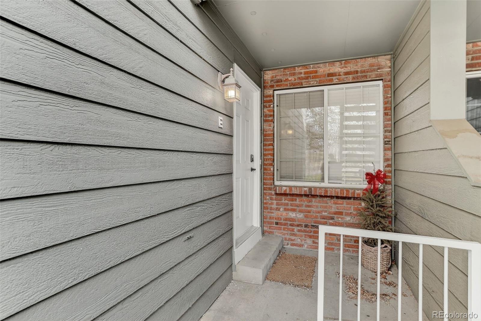 886 S Reed Court Lakewood CO 80226
