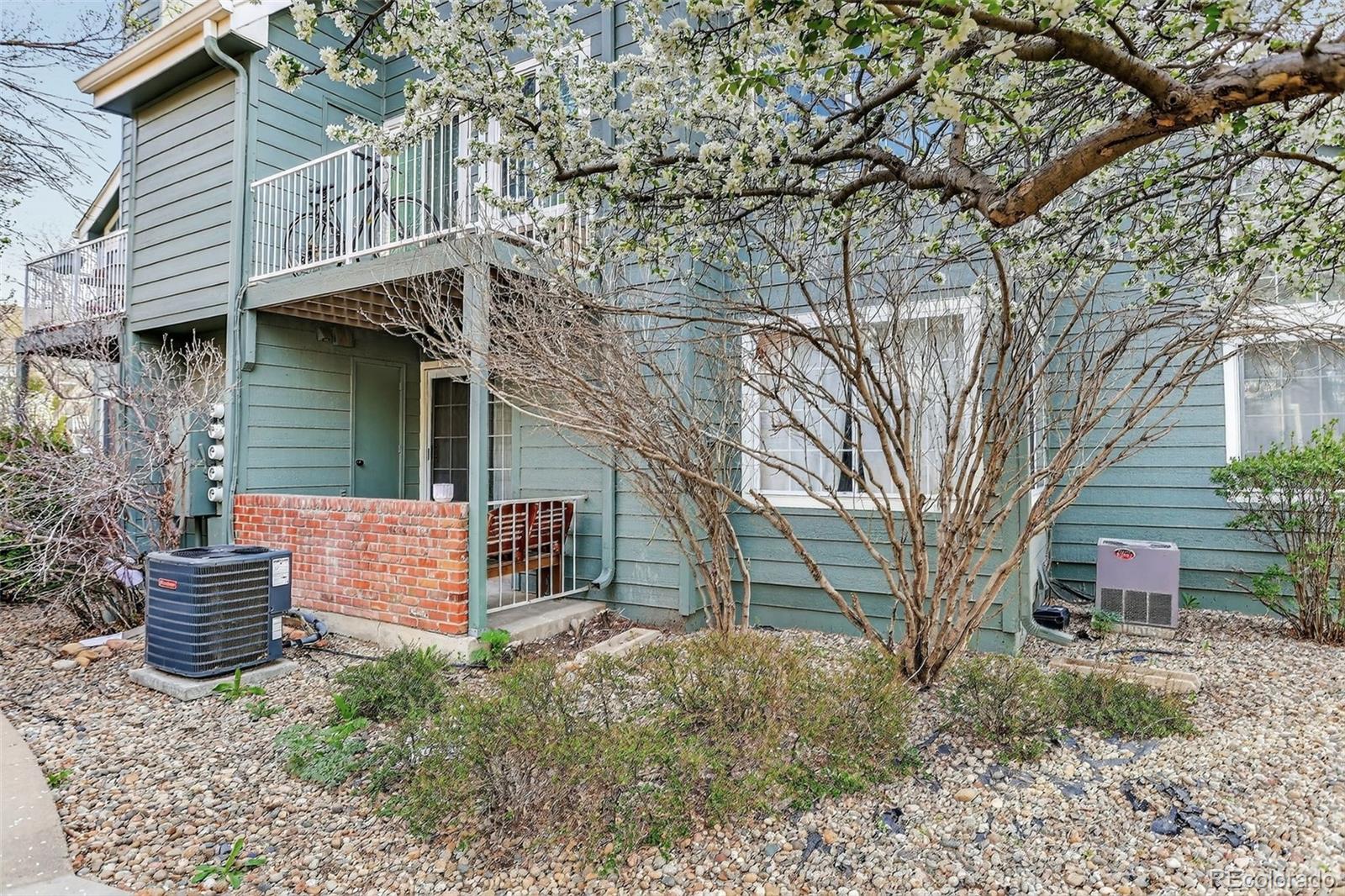886 S Reed Court Lakewood CO 80226