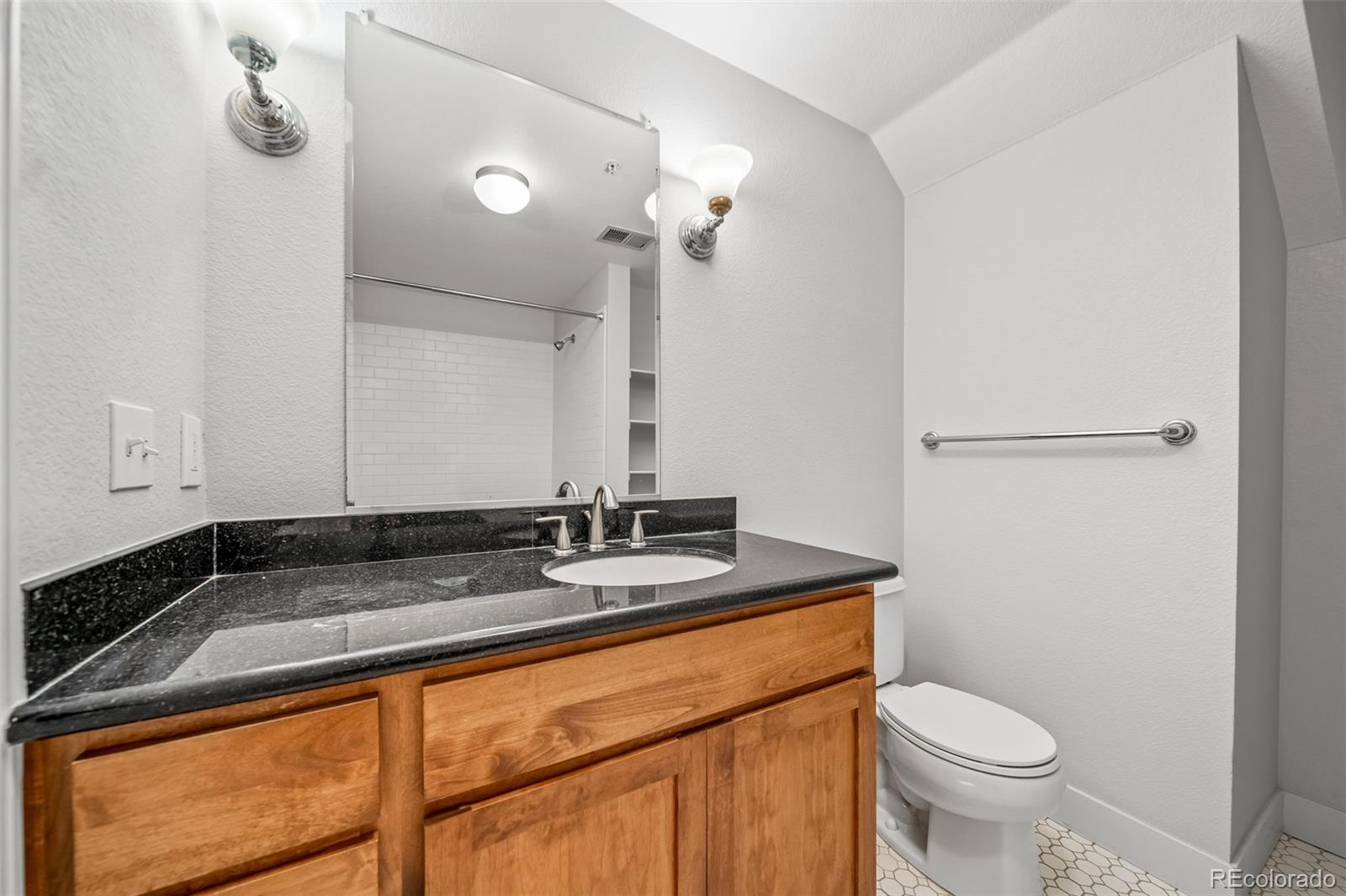 3890 S Dayton Street Aurora CO 80014
