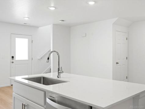 21236 E 65th Drive Aurora CO 80019