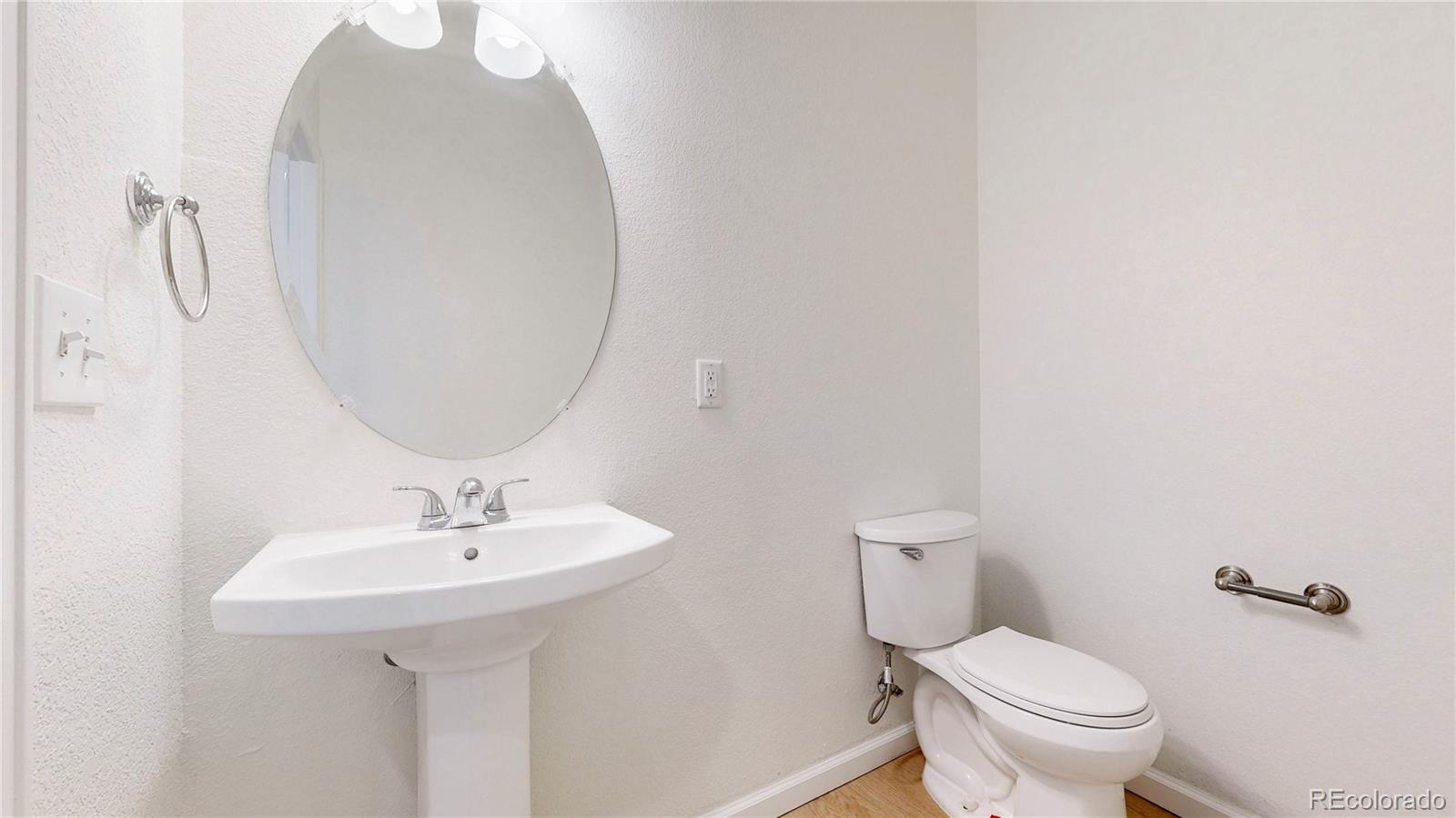 2621 Sable Boulevard Aurora CO 80011