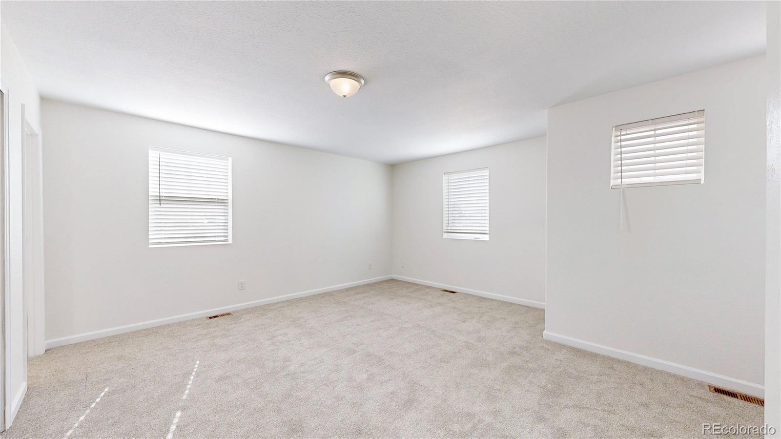 2621 Sable Boulevard Aurora CO 80011