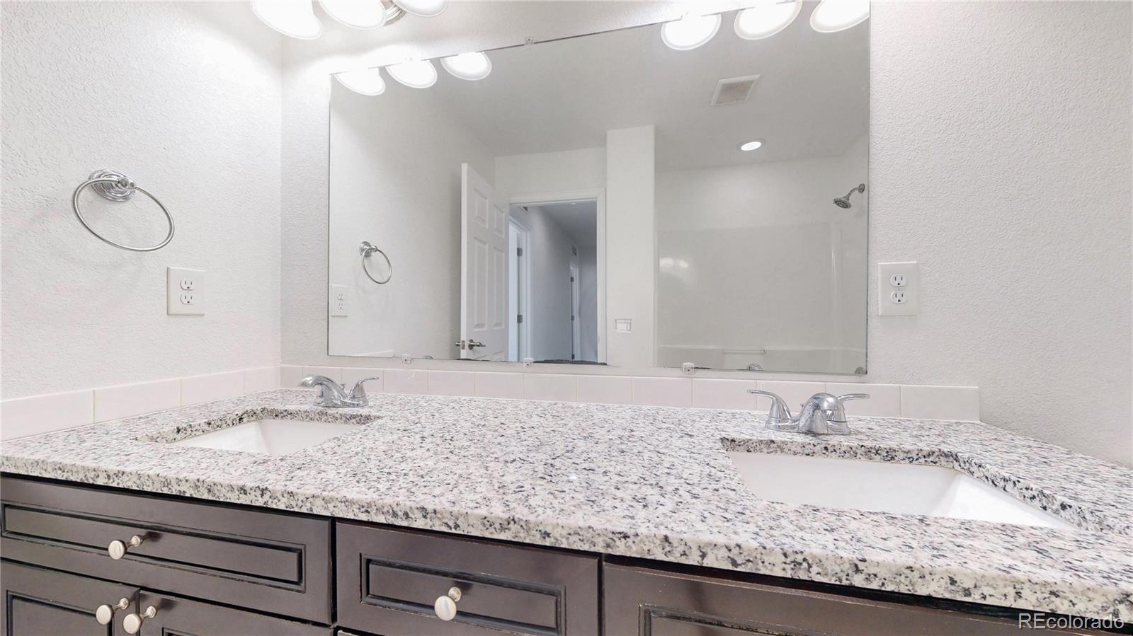 2621 Sable Boulevard Aurora CO 80011