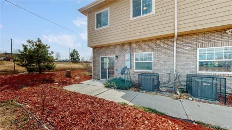 2621 Sable Boulevard Aurora CO 80011