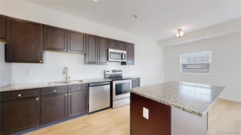 2621 Sable Boulevard Aurora CO 80011