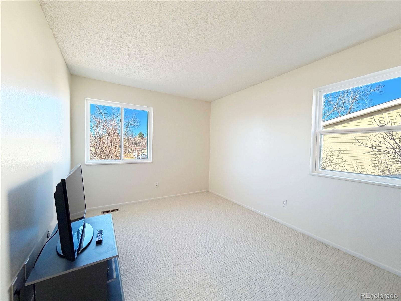 2466 S Vaughn Way Aurora CO 80014