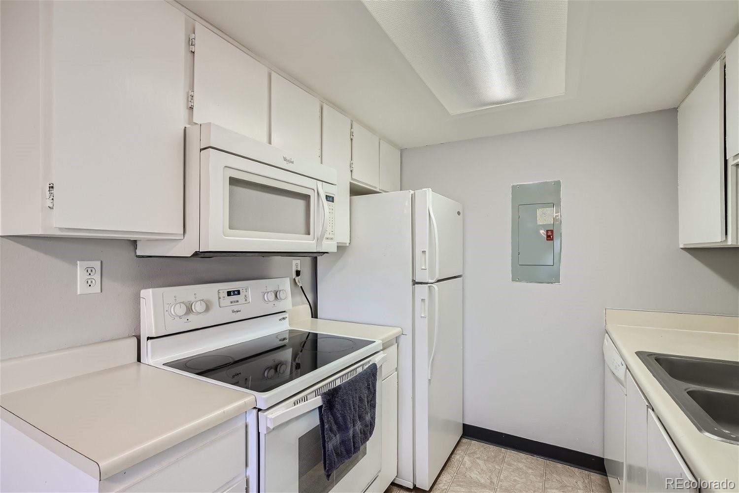 2201 Sable Boulevard Aurora CO 80011