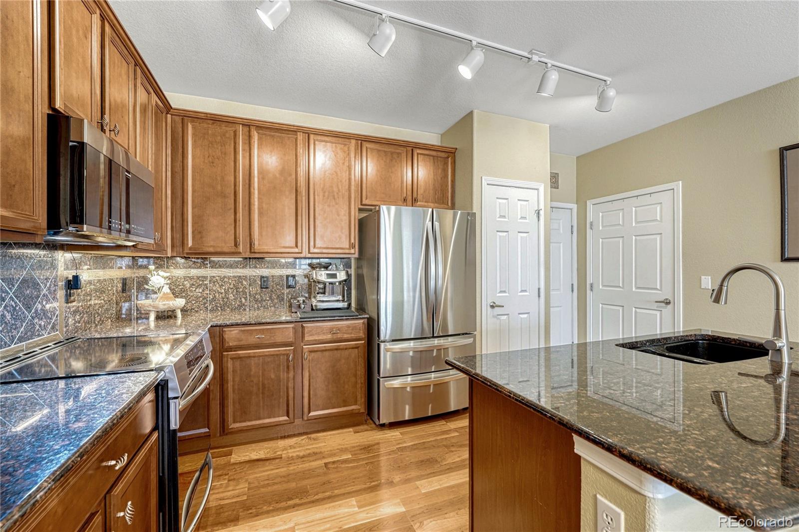 8460 Canyon Rim Trail Englewood CO 80112