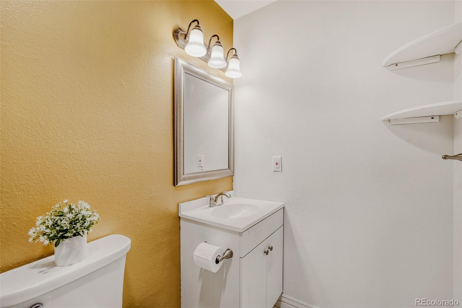 625 S Xenon Court Lakewood CO 80228