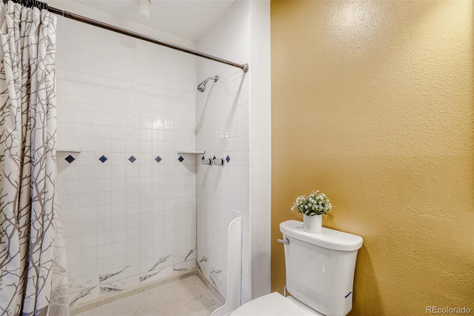 625 S Xenon Court Lakewood CO 80228