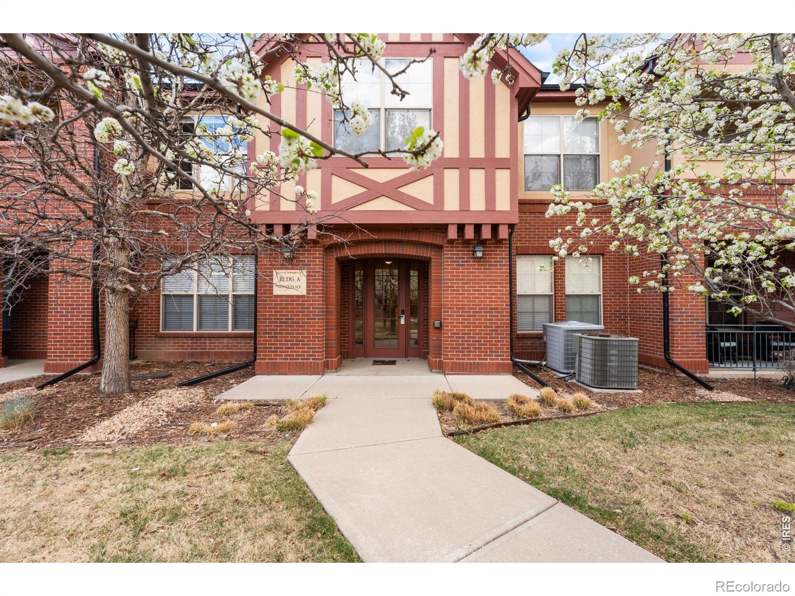 1379 Charles Drive Longmont CO 80503
