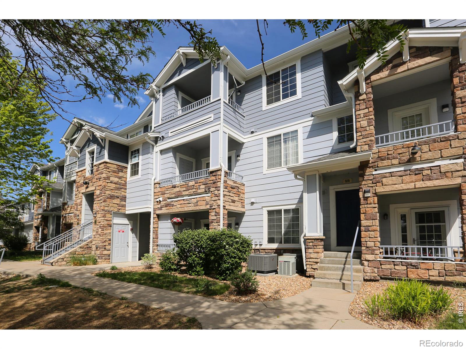 5255 Memphis Street Denver CO 80239