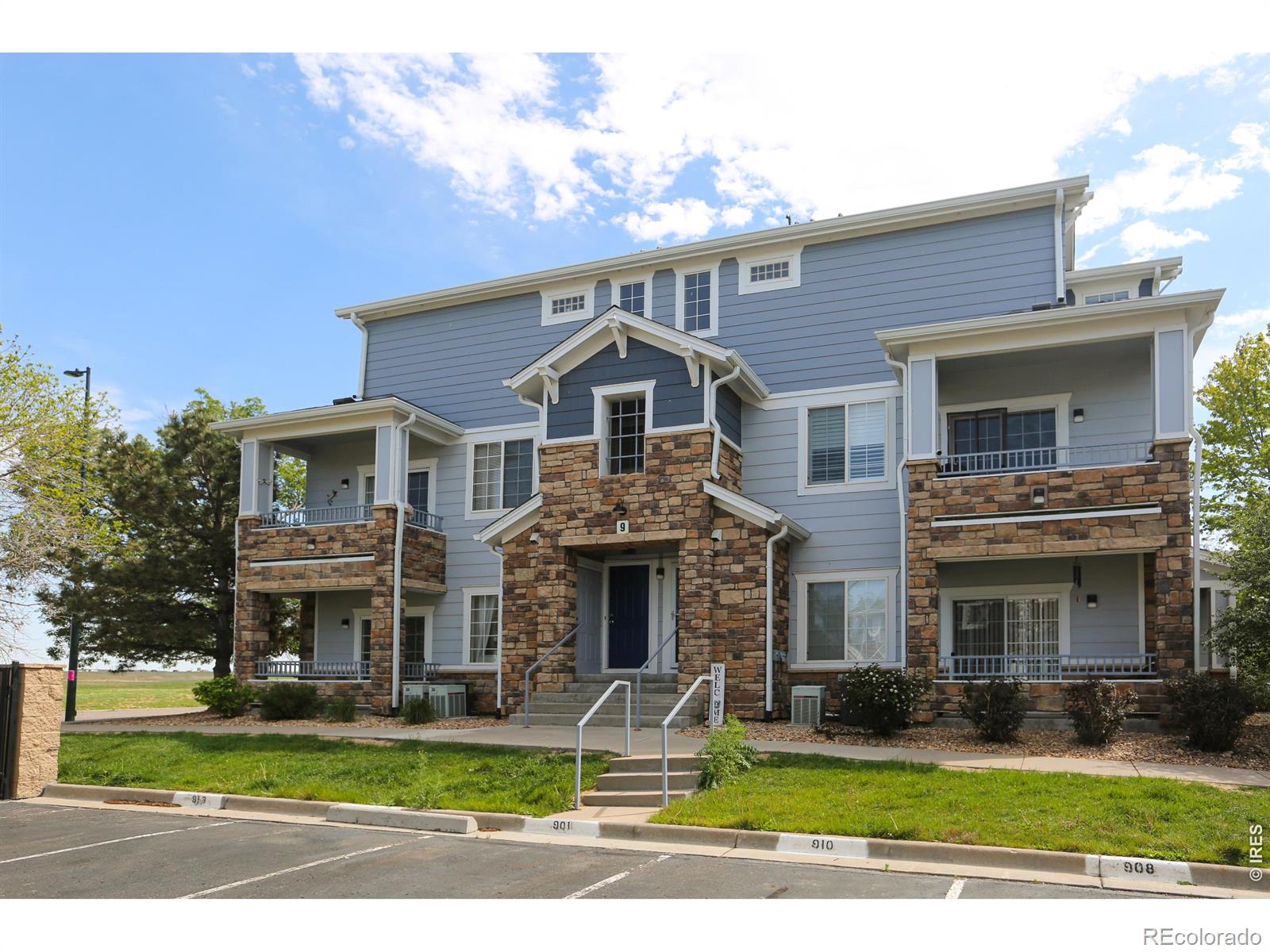 5255 Memphis Street Denver CO 80239