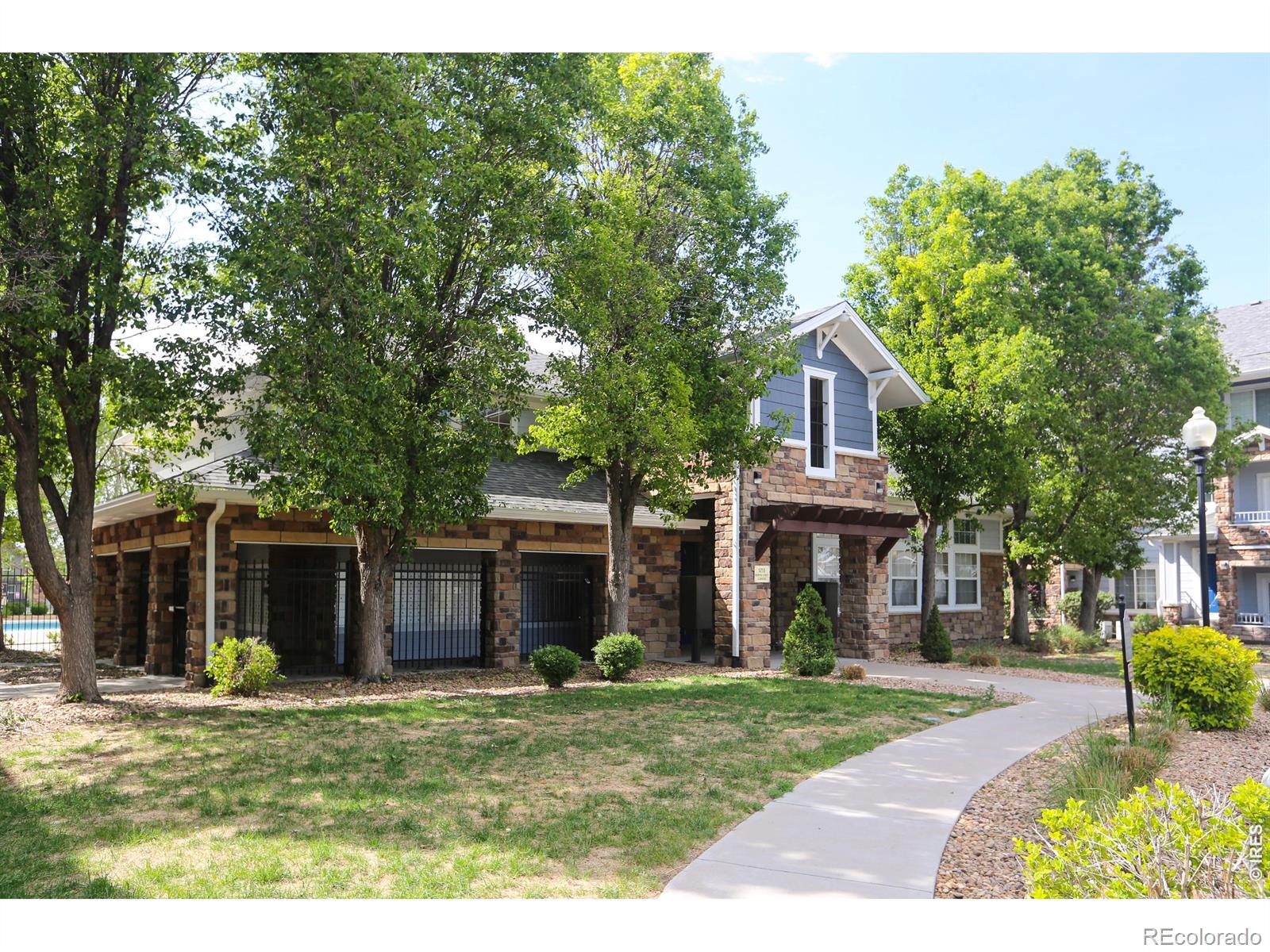 5255 Memphis Street Denver CO 80239
