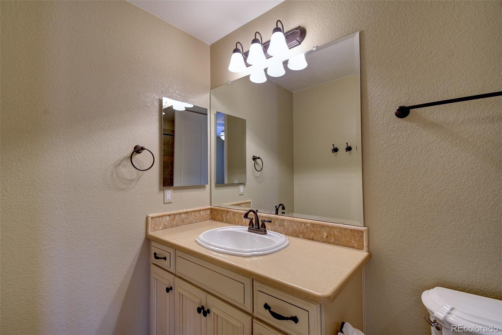 9339 Viaggio Way Highlands Ranch CO 80126