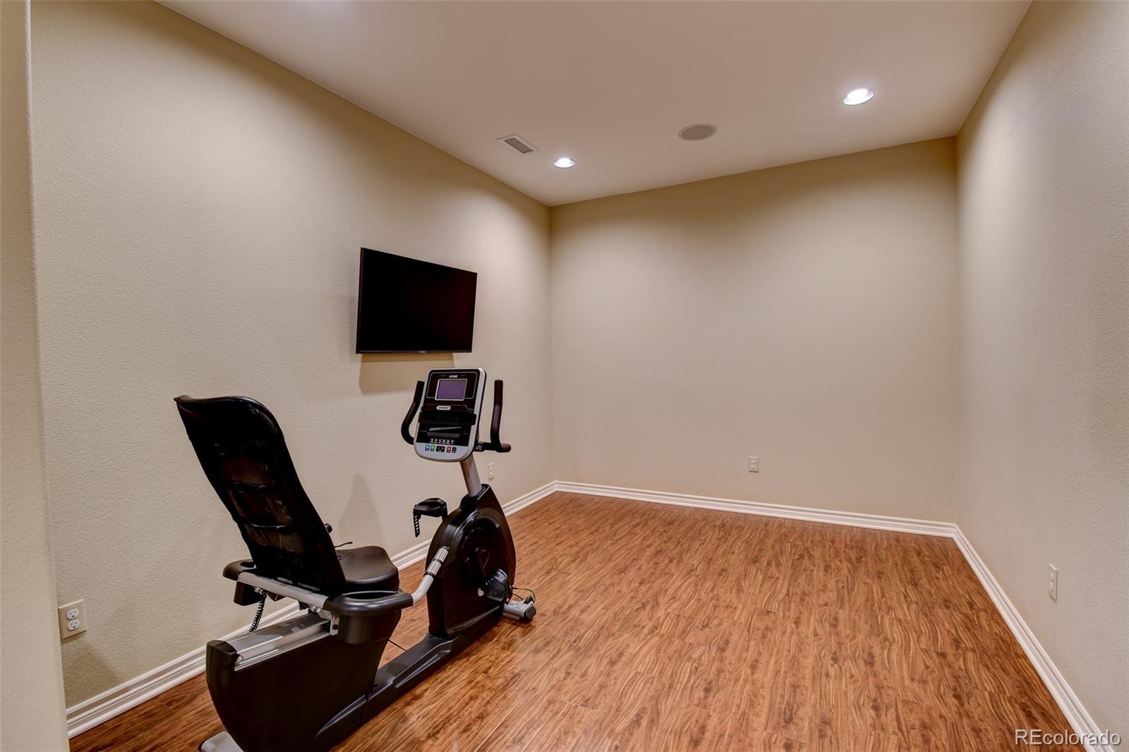 9339 Viaggio Way Highlands Ranch CO 80126