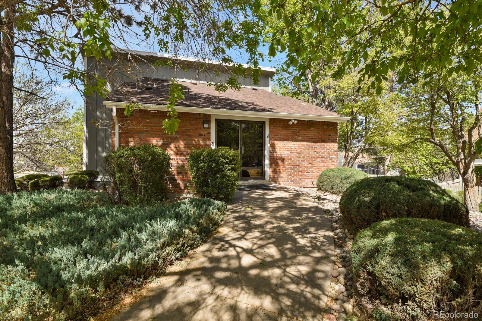 858 S Granby Circle Aurora CO 80012