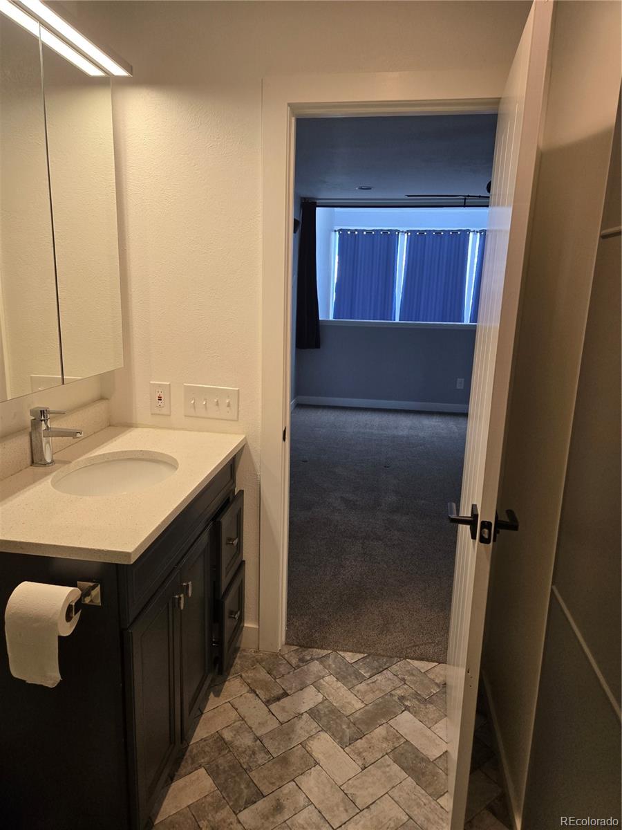 1050 S Monaco Parkway Denver CO 80224
