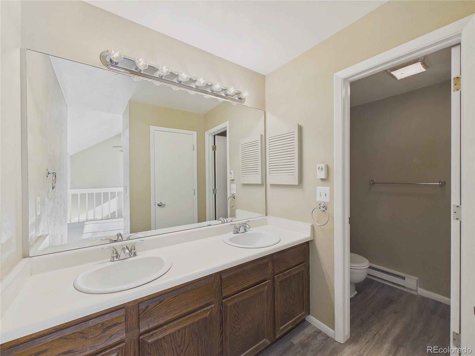 2490 S Worchester Court Aurora CO 80014