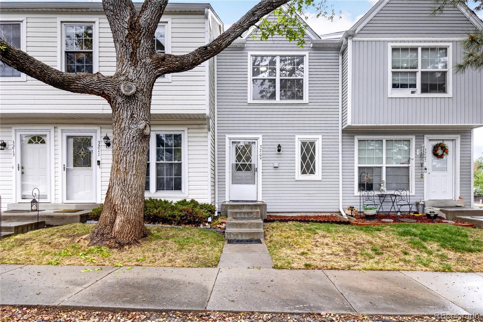 3209 S Estes Street Lakewood CO 80227