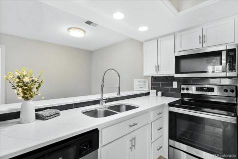 8376 S Upham Way Littleton CO 80128