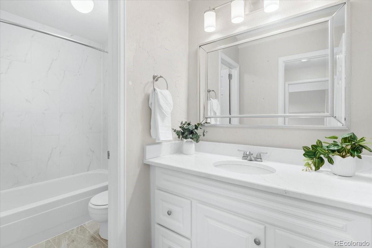 8376 S Upham Way Littleton CO 80128