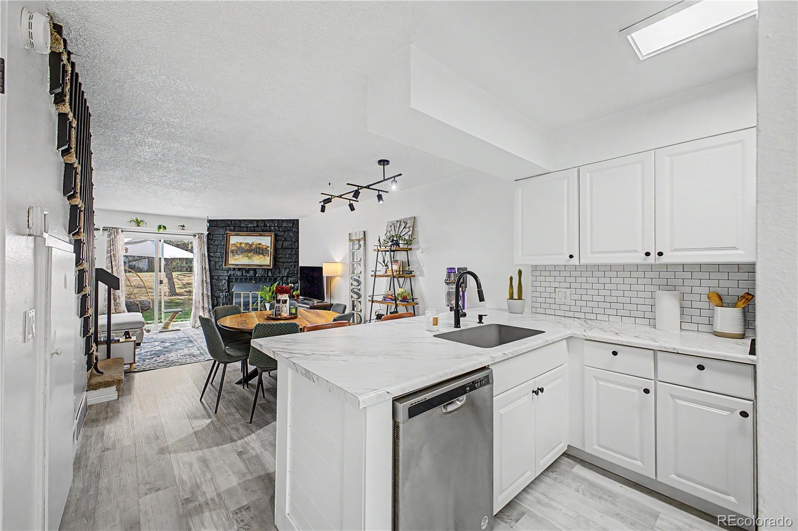 8952 W Dartmouth Place Lakewood CO 80227