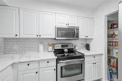 8952 W Dartmouth Place Lakewood CO 80227