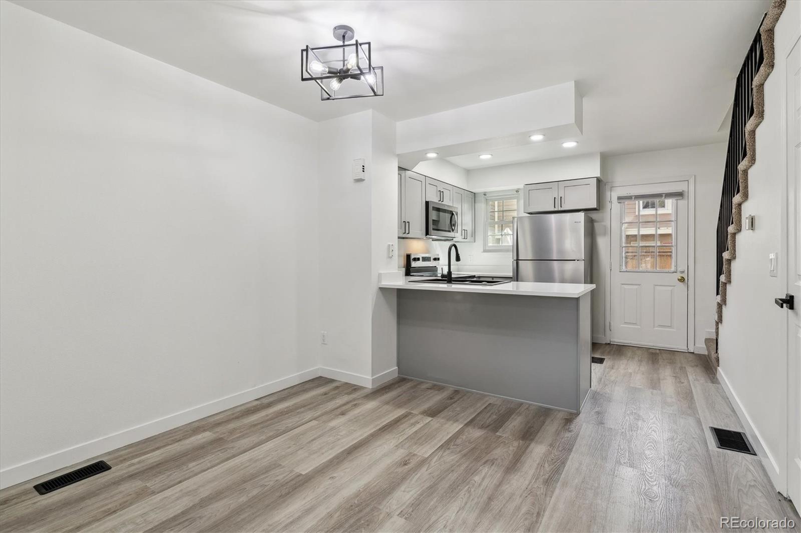 1811 S Quebec Way Denver CO 80231