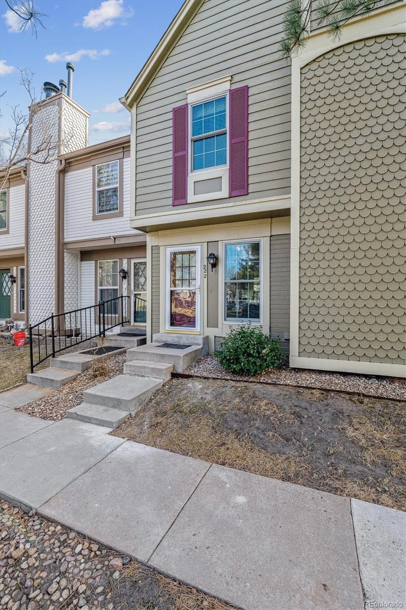 1811 S Quebec Way Denver CO 80231
