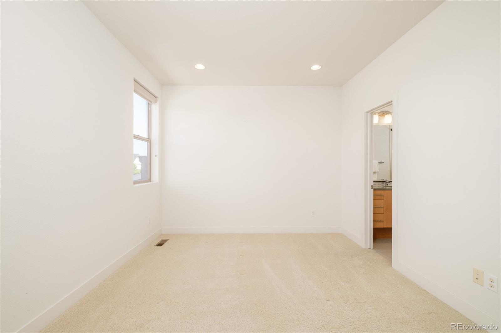 5054 Valentia Street Denver CO 80238