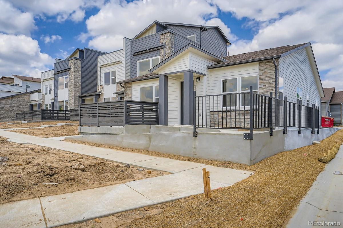 2404 W 69th Place Denver CO 80221