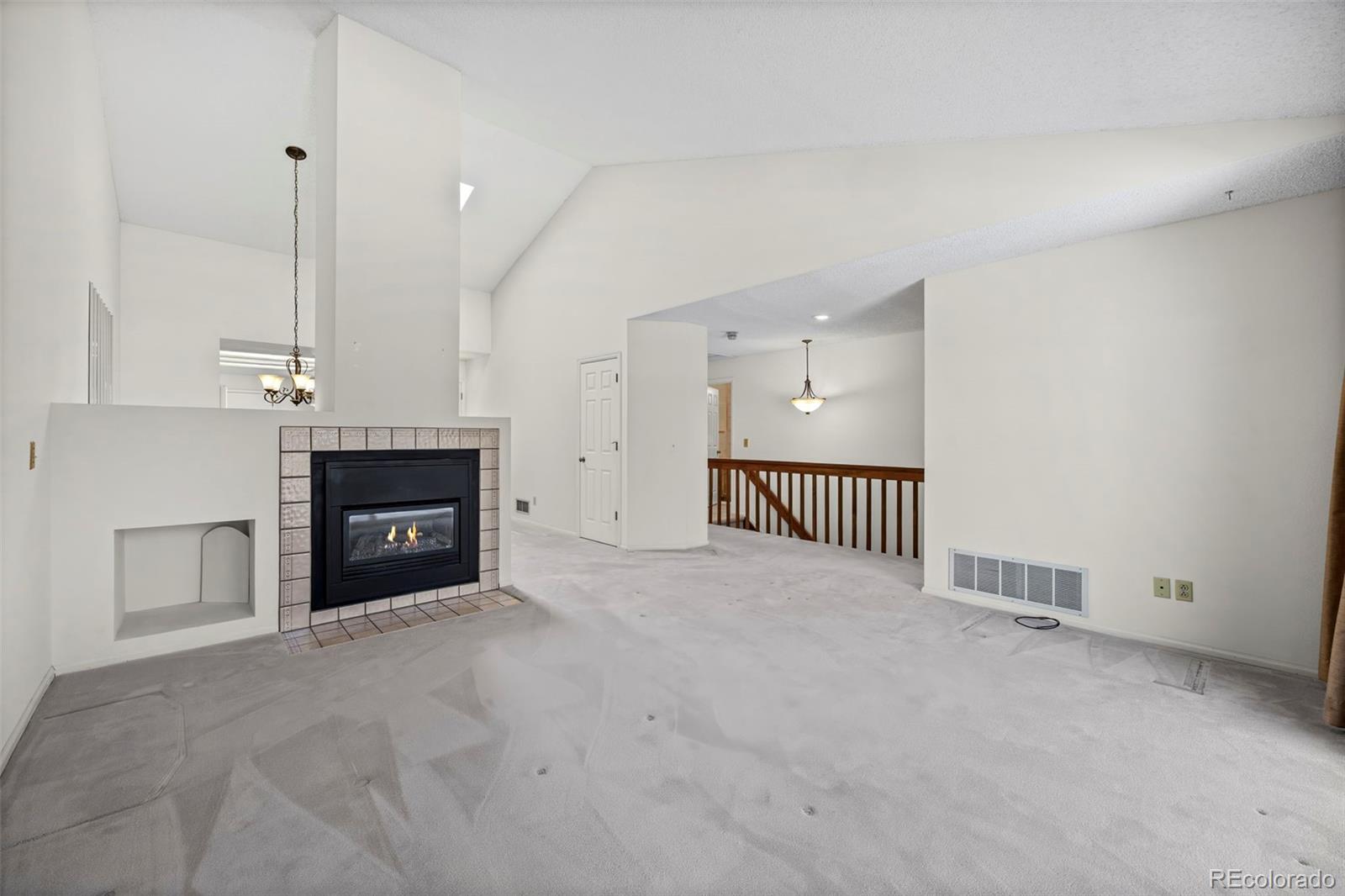 8233 S High Court Centennial CO 80122