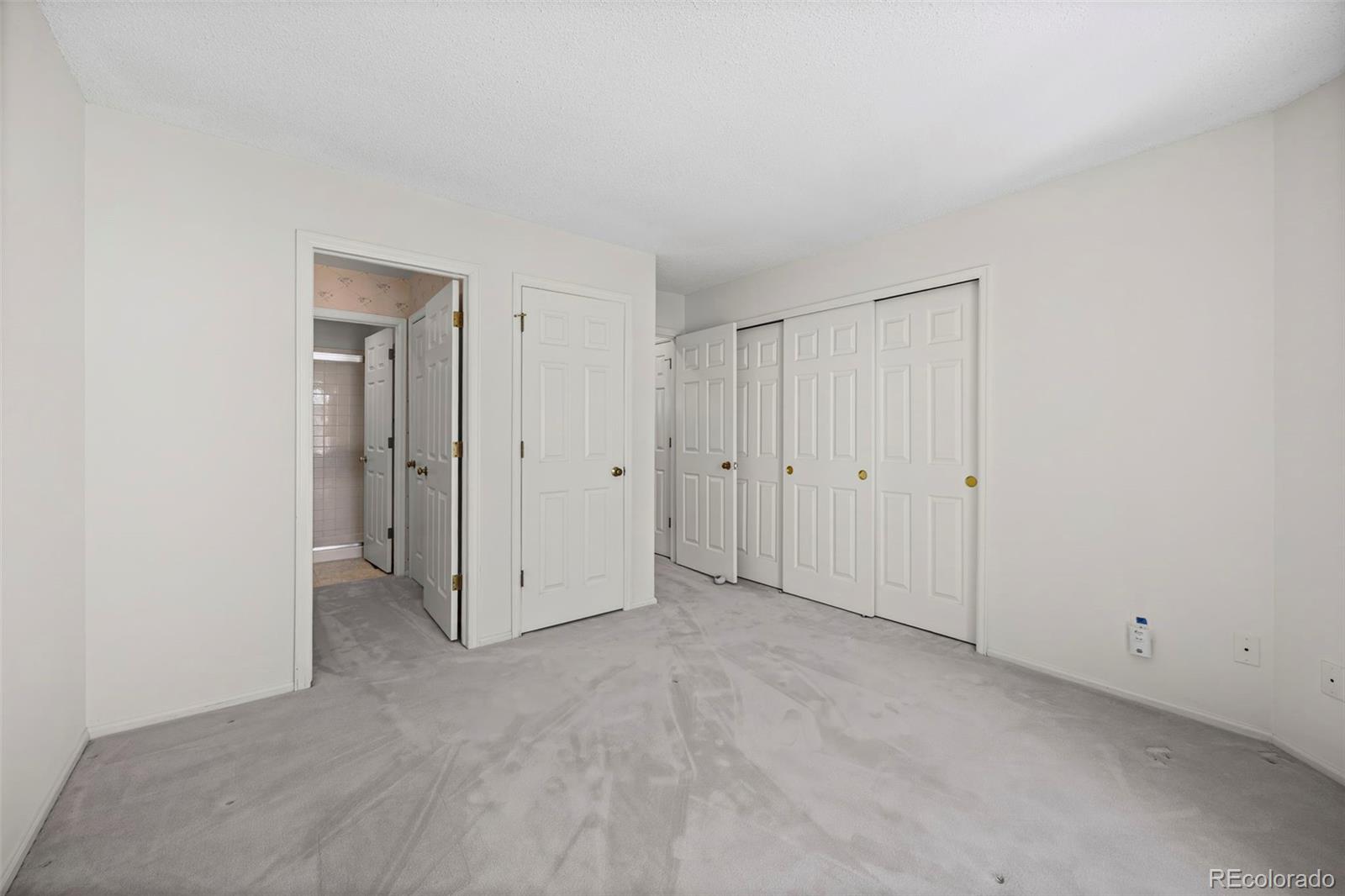 8233 S High Court Centennial CO 80122