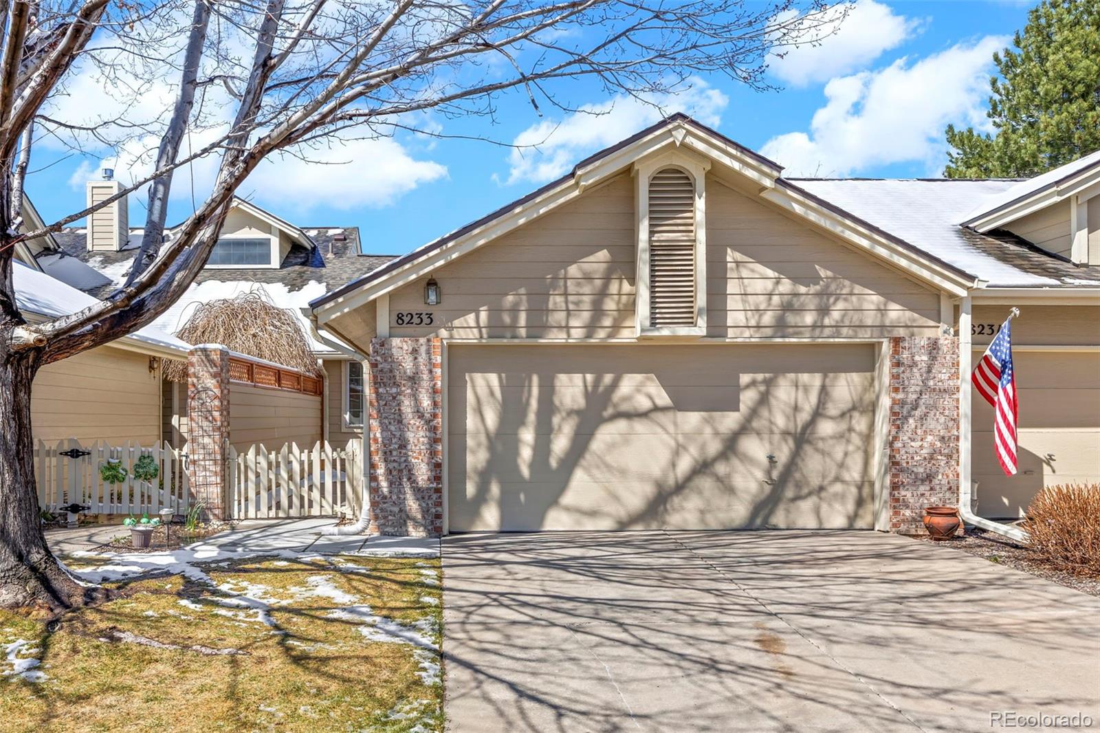 8233 S High Court Centennial CO 80122