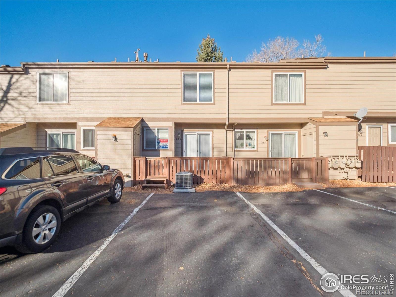 867 Summer Drive Littleton CO 80126