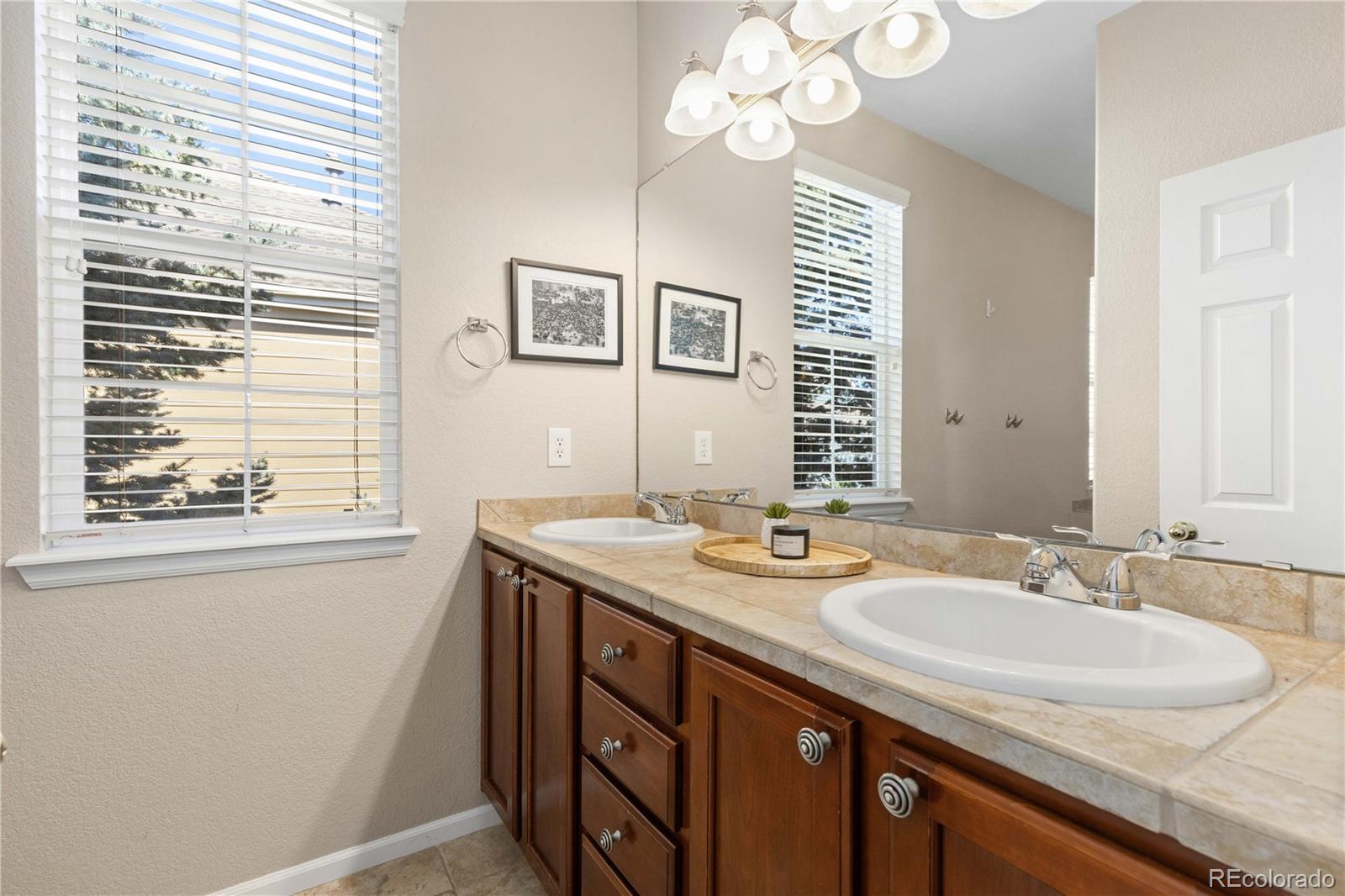 16179 E Geddes Lane Aurora CO 80016