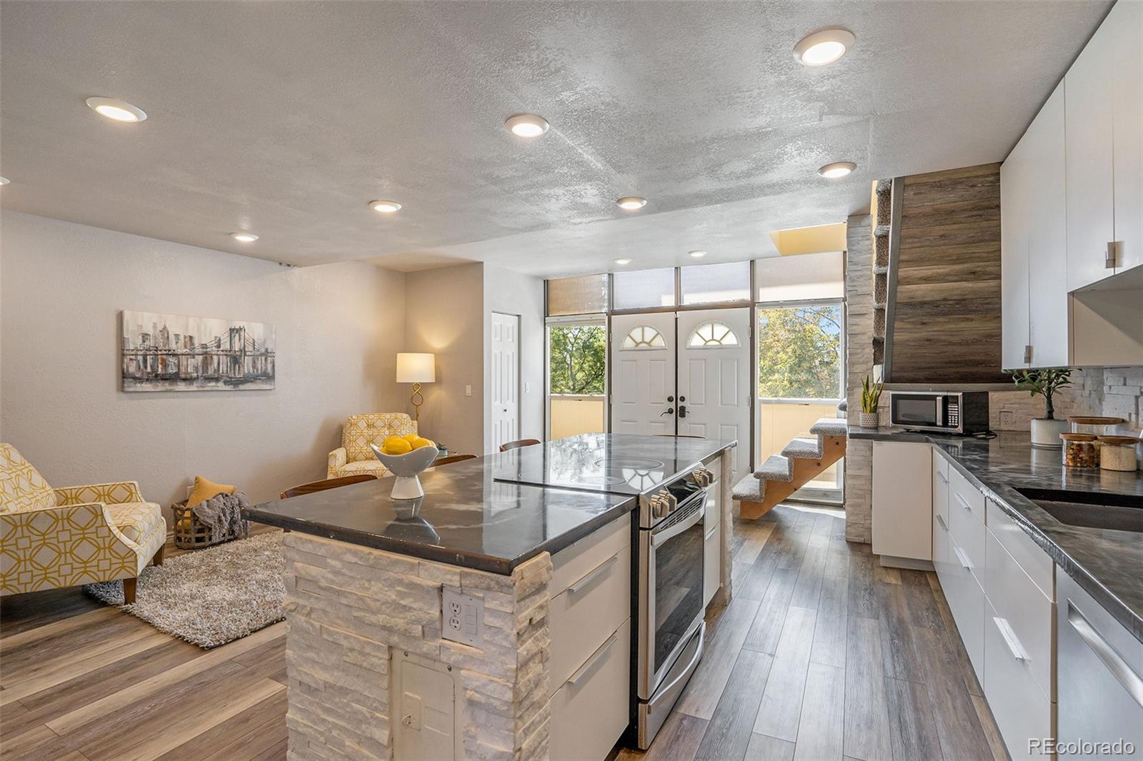 364 S Ironton Street Aurora CO 80012